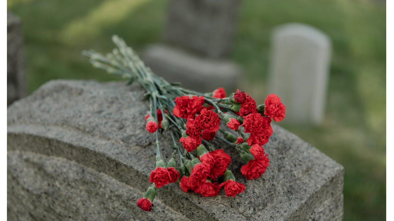tree planter- Memorial